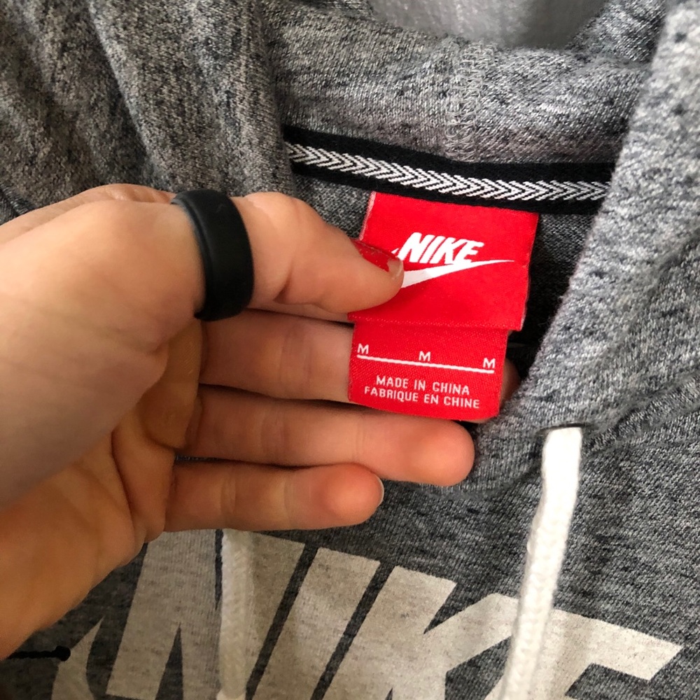 Nike jacket - Picture 2 of 4